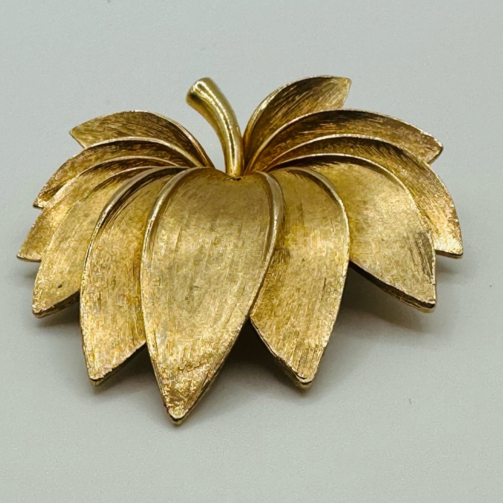 Leaf Brooch